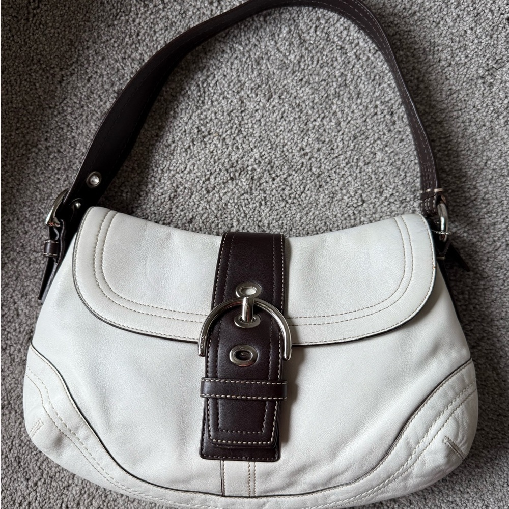 Vintage Large Coach Leather White/Dark Brown Soho Bag